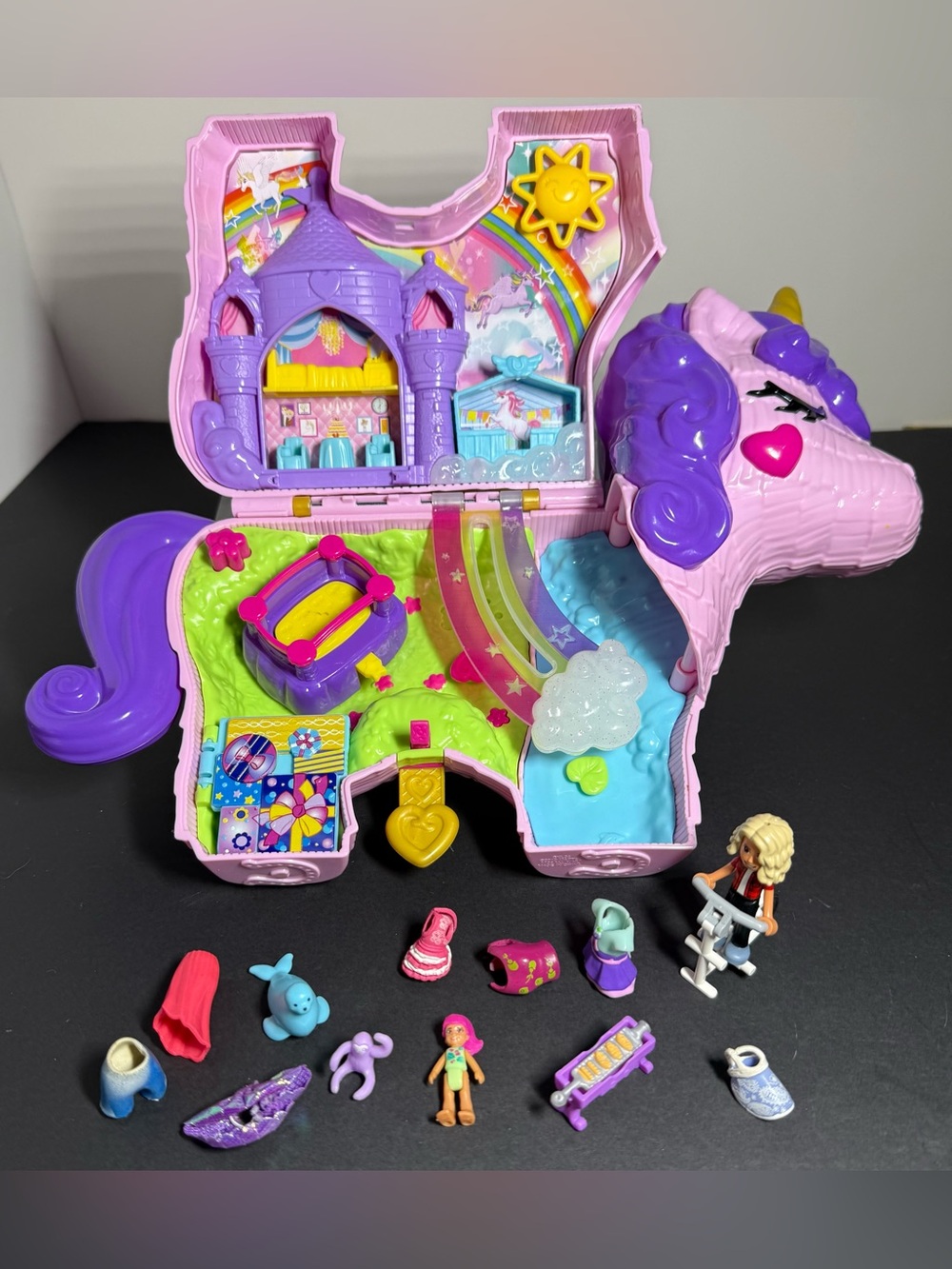 Polly Pocket Large Unicorn Party Compact Playset + Mixed Doll Accessories